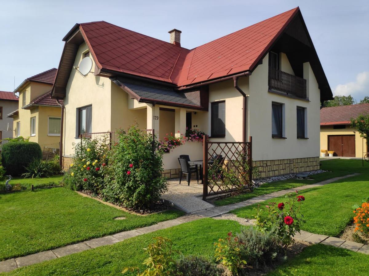 Holiday Home Liptovsky Peter Liptovský Hrádok Exteriör bild